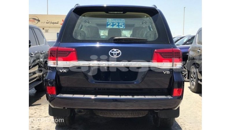 Big with watermark toyota land cruiser dushanbe import dubai 3226