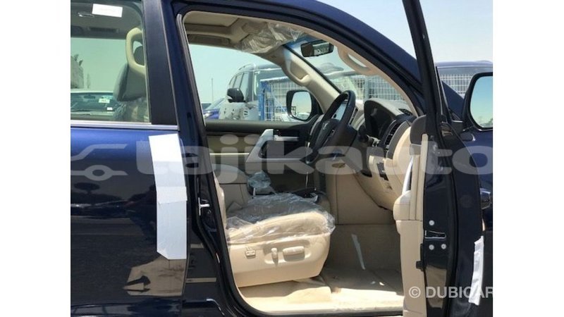 Big with watermark toyota land cruiser dushanbe import dubai 3226
