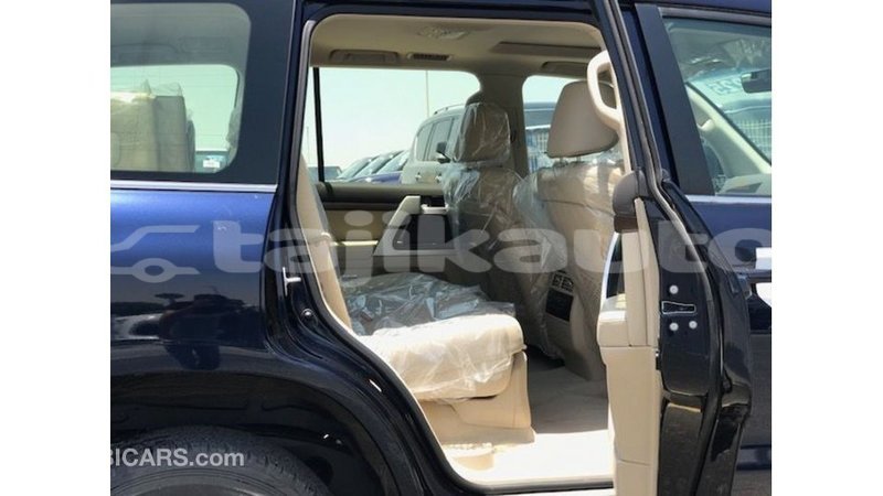 Big with watermark toyota land cruiser dushanbe import dubai 3226