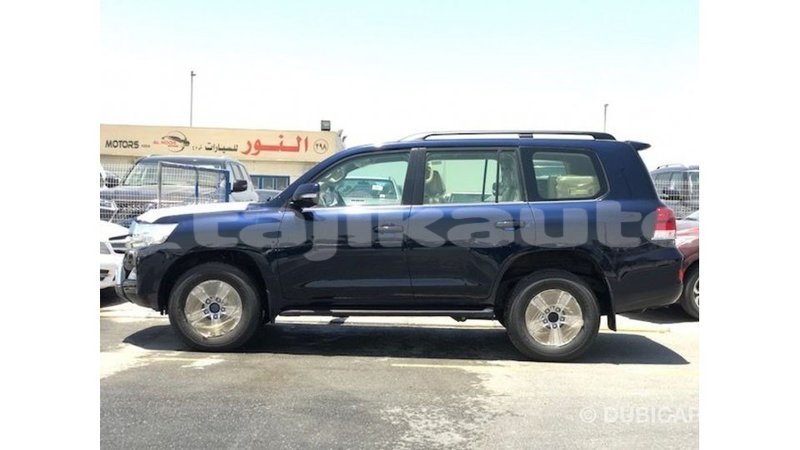 Big with watermark toyota land cruiser dushanbe import dubai 3226