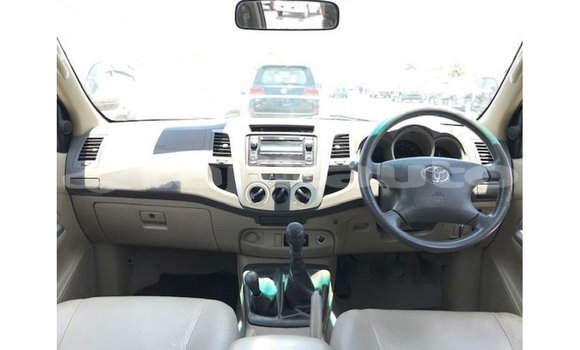 Buy Import Toyota Hilux Other Car in Import - Dubai in Dushanbe Buy Import Toyota Hilux Other Car in Import - Dubai in Dushanbe