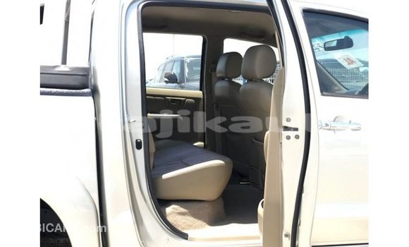 Buy Import Toyota Hilux Other Car in Import - Dubai in Dushanbe Buy Import Toyota Hilux Other Car in Import - Dubai in Dushanbe