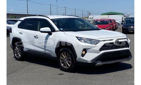 Buy Import Toyota 4Runner White Car in Import - Dubai in Dushanbe Buy Import Toyota 4Runner White Car in Import - Dubai in Dushanbe