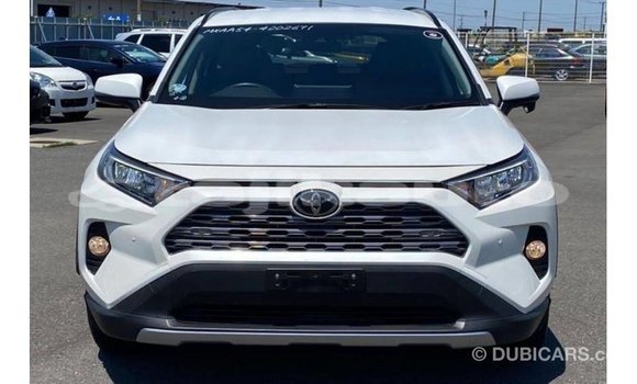 Buy Import Toyota 4Runner White Car in Import - Dubai in Dushanbe Buy Import Toyota 4Runner White Car in Import - Dubai in Dushanbe