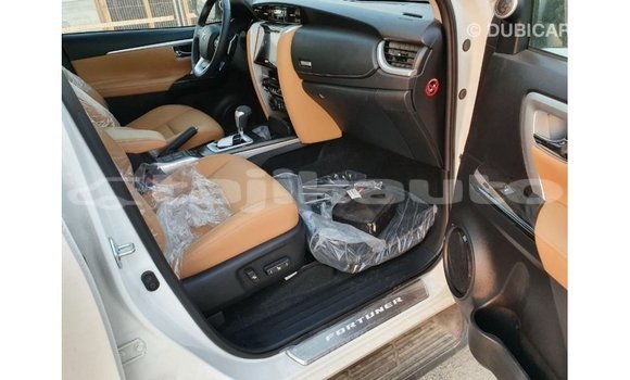 Buy Import Toyota Fortuner White Car in Import - Dubai in Dushanbe Buy Import Toyota Fortuner White Car in Import - Dubai in Dushanbe