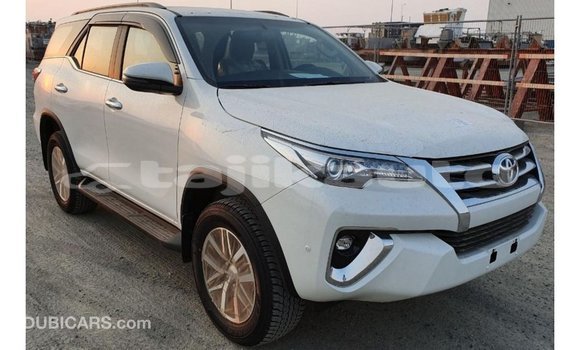 Buy Import Toyota Fortuner White Car in Import - Dubai in Dushanbe Buy Import Toyota Fortuner White Car in Import - Dubai in Dushanbe