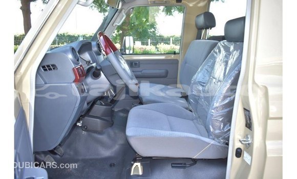 Buy Import Toyota Land Cruiser Beige Car in Import - Dubai in Dushanbe Buy Import Toyota Land Cruiser Beige Car in Import - Dubai in Dushanbe