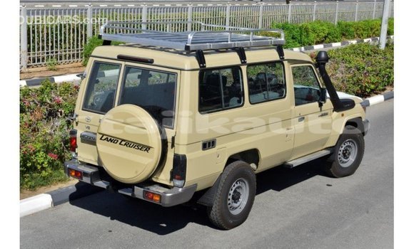 Buy Import Toyota Land Cruiser Beige Car in Import - Dubai in Dushanbe Buy Import Toyota Land Cruiser Beige Car in Import - Dubai in Dushanbe