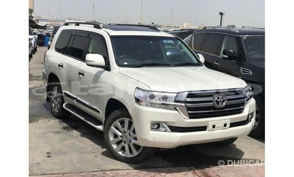 Buy Import Toyota Land Cruiser White Car in Import - Dubai in Dushanbe Buy Import Toyota Land Cruiser White Car in Import - Dubai in Dushanbe