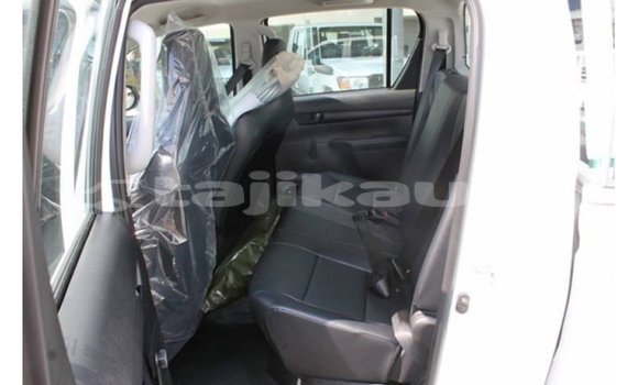 Buy Import Toyota Hilux White Car in Import - Dubai in Dushanbe Buy Import Toyota Hilux White Car in Import - Dubai in Dushanbe