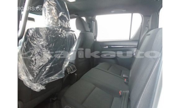 Buy Import Toyota Hilux White Car in Import - Dubai in Dushanbe Buy Import Toyota Hilux White Car in Import - Dubai in Dushanbe