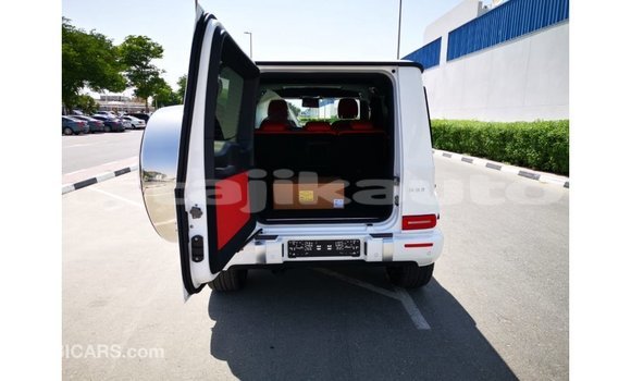 Buy Import Mercedes-Benz 190 White Car in Import - Dubai in Dushanbe Buy Import Mercedes-Benz 190 White Car in Import - Dubai in Dushanbe