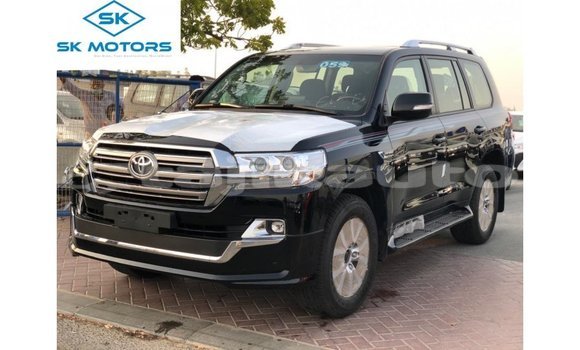 Buy Import Toyota Land Cruiser Black Car in Import - Dubai in Dushanbe