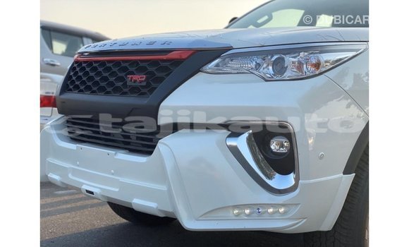 Buy Import Toyota Fortuner White Car in Import - Dubai in Dushanbe Buy Import Toyota Fortuner White Car in Import - Dubai in Dushanbe