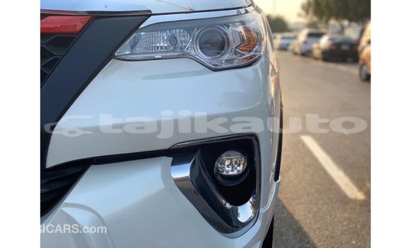 Buy Import Toyota Fortuner White Car in Import - Dubai in Dushanbe Buy Import Toyota Fortuner White Car in Import - Dubai in Dushanbe