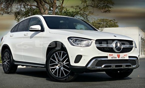 Buy Import Mercedes-Benz GLC White Car in Import - Dubai in Dushanbe