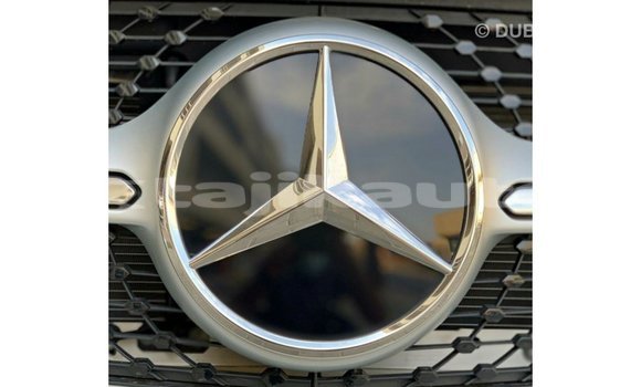 Buy Import Mercedes-Benz GLC White Car in Import - Dubai in Dushanbe Buy Import Mercedes-Benz GLC White Car in Import - Dubai in Dushanbe