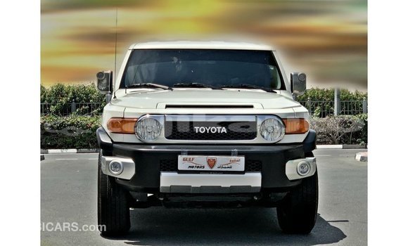 Buy Import Toyota FJ Cruiser White Car in Import - Dubai in Dushanbe Buy Import Toyota FJ Cruiser White Car in Import - Dubai in Dushanbe