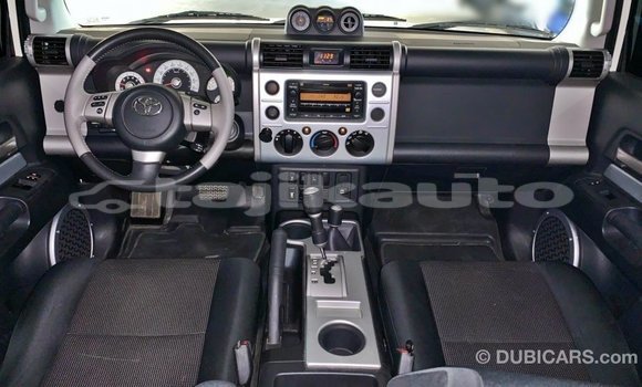 Buy Import Toyota FJ Cruiser White Car in Import - Dubai in Dushanbe Buy Import Toyota FJ Cruiser White Car in Import - Dubai in Dushanbe