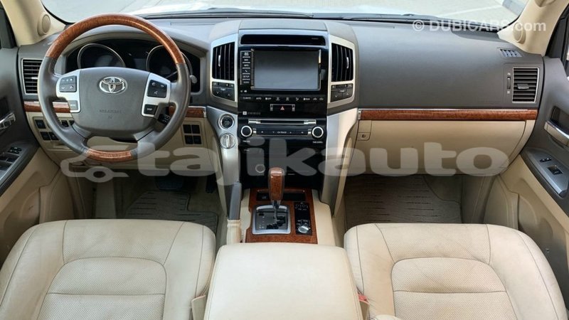 Big with watermark toyota land cruiser dushanbe import dubai 3308