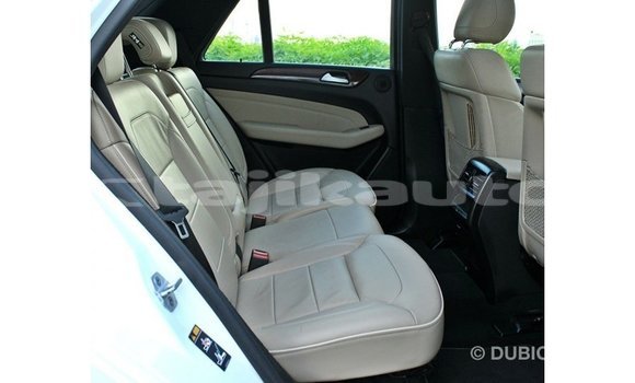 Buy Import Mercedes-Benz 190 White Car in Import - Dubai in Dushanbe Buy Import Mercedes-Benz 190 White Car in Import - Dubai in Dushanbe