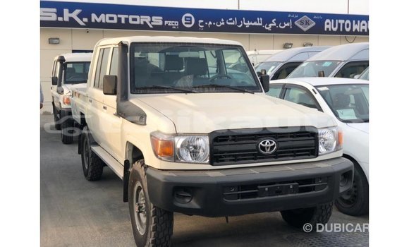 Buy Import Toyota Land Cruiser White Car in Import - Dubai in Dushanbe Buy Import Toyota Land Cruiser White Car in Import - Dubai in Dushanbe