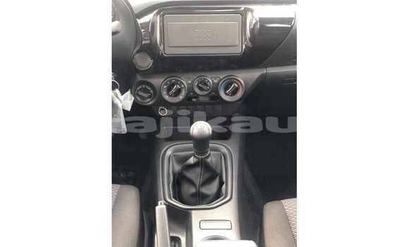 Buy Import Toyota Hilux White Car in Import - Dubai in Dushanbe Buy Import Toyota Hilux White Car in Import - Dubai in Dushanbe