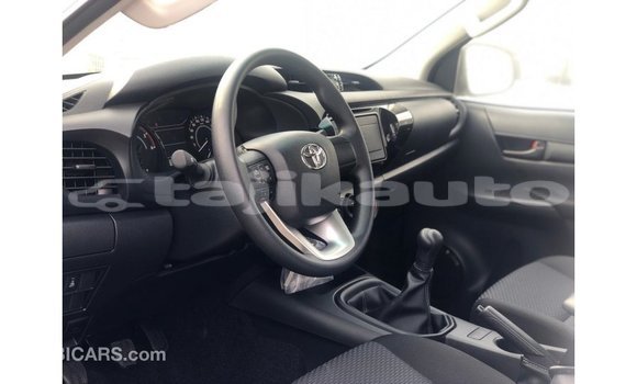 Buy Import Toyota Hilux White Car in Import - Dubai in Dushanbe Buy Import Toyota Hilux White Car in Import - Dubai in Dushanbe