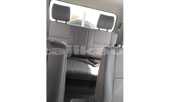 Buy Import Toyota Land Cruiser White Car in Import - Dubai in Dushanbe Buy Import Toyota Land Cruiser White Car in Import - Dubai in Dushanbe