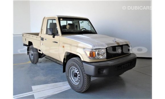 Buy Import Toyota Land Cruiser Beige Car in Import - Dubai in Dushanbe Buy Import Toyota Land Cruiser Beige Car in Import - Dubai in Dushanbe
