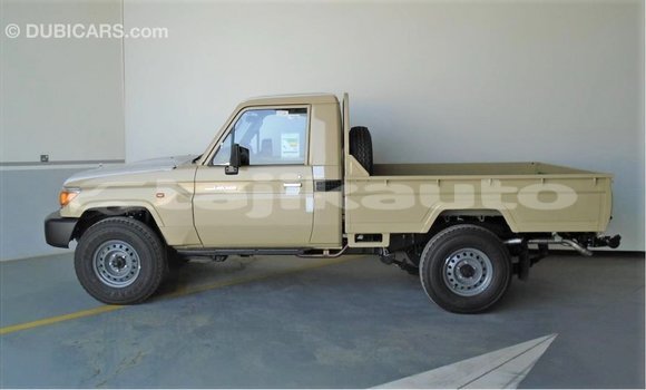 Buy Import Toyota Land Cruiser Beige Car in Import - Dubai in Dushanbe Buy Import Toyota Land Cruiser Beige Car in Import - Dubai in Dushanbe