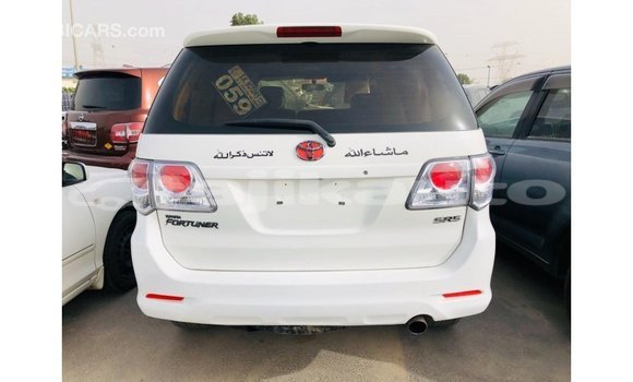 Buy Import Toyota Fortuner White Car in Import - Dubai in Dushanbe Buy Import Toyota Fortuner White Car in Import - Dubai in Dushanbe