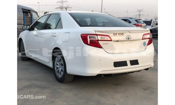 Buy Import Toyota Camry White Car in Import - Dubai in Dushanbe Buy Import Toyota Camry White Car in Import - Dubai in Dushanbe