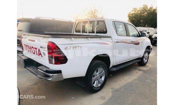 Buy Import Toyota Hilux White Car in Import - Dubai in Dushanbe Buy Import Toyota Hilux White Car in Import - Dubai in Dushanbe