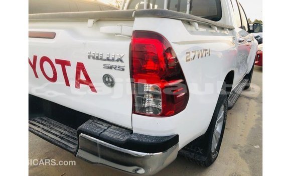 Buy Import Toyota Hilux White Car in Import - Dubai in Dushanbe Buy Import Toyota Hilux White Car in Import - Dubai in Dushanbe