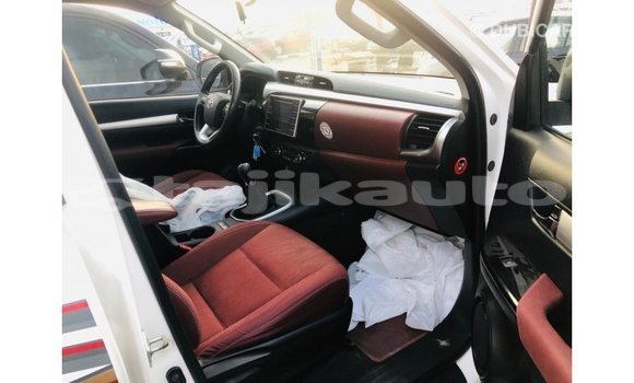 Buy Import Toyota Hilux White Car in Import - Dubai in Dushanbe Buy Import Toyota Hilux White Car in Import - Dubai in Dushanbe