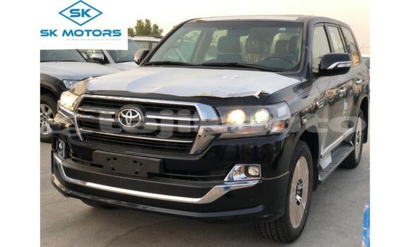 Buy Import Toyota Land Cruiser Black Car in Import - Dubai in Dushanbe