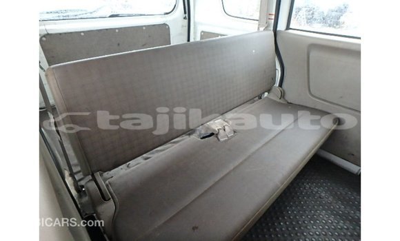 Buy Import Suzuki Every White Car in Import - Dubai in Dushanbe Buy Import Suzuki Every White Car in Import - Dubai in Dushanbe