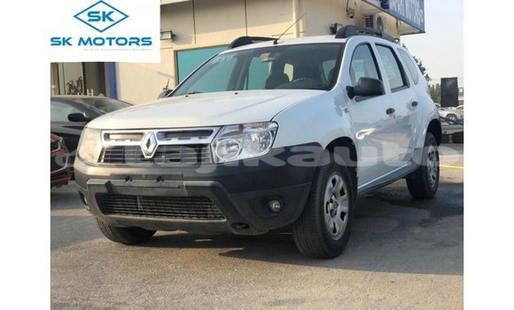Buy Import Renault Duster White Car in Import - Dubai in Dushanbe
