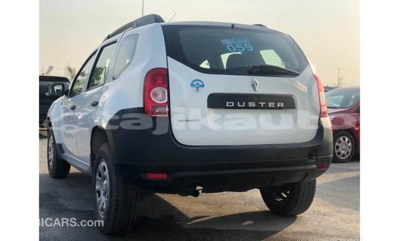 Buy Import Renault Duster White Car in Import - Dubai in Dushanbe Buy Import Renault Duster White Car in Import - Dubai in Dushanbe