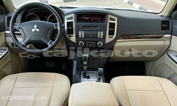 Buy Import Mitsubishi Pajero White Car in Import - Dubai in Dushanbe Buy Import Mitsubishi Pajero White Car in Import - Dubai in Dushanbe