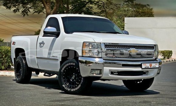Buy Import Chevrolet Silverado White Car in Import - Dubai in Dushanbe Buy Import Chevrolet Silverado White Car in Import - Dubai in Dushanbe