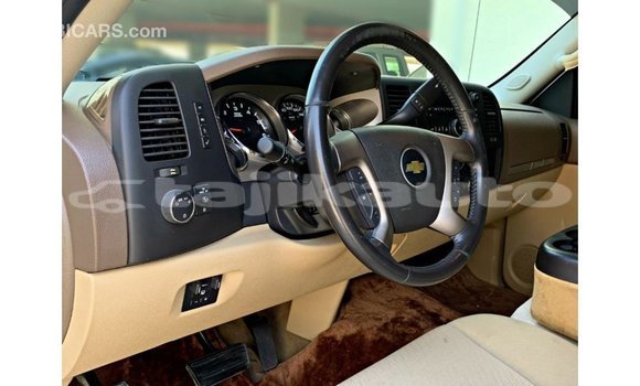 Buy Import Chevrolet Silverado White Car in Import - Dubai in Dushanbe Buy Import Chevrolet Silverado White Car in Import - Dubai in Dushanbe
