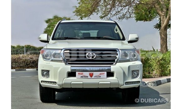 Buy Import Toyota Land Cruiser White Car in Import - Dubai in Dushanbe Buy Import Toyota Land Cruiser White Car in Import - Dubai in Dushanbe