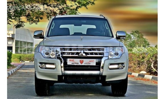 Buy Import Mitsubishi Pajero White Car in Import - Dubai in Dushanbe Buy Import Mitsubishi Pajero White Car in Import - Dubai in Dushanbe
