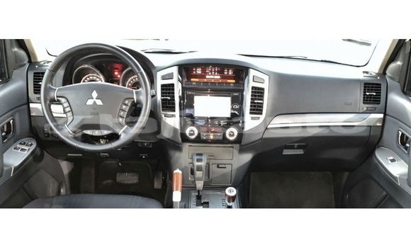 Buy Import Mitsubishi Pajero White Car in Import - Dubai in Dushanbe Buy Import Mitsubishi Pajero White Car in Import - Dubai in Dushanbe