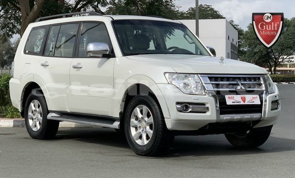 Buy Import Mitsubishi Pajero White Car in Import - Dubai in Dushanbe Buy Import Mitsubishi Pajero White Car in Import - Dubai in Dushanbe