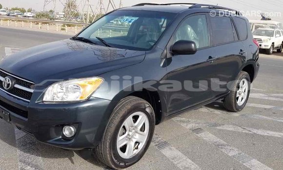 Buy Import Toyota 4Runner Green Car in Import - Dubai in Dushanbe Buy Import Toyota 4Runner Green Car in Import - Dubai in Dushanbe