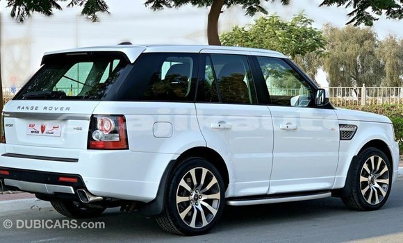 Buy Import Land Rover Range Rover White Car in Import - Dubai in Dushanbe Buy Import Land Rover Range Rover White Car in Import - Dubai in Dushanbe