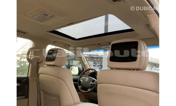 Buy Import Toyota Land Cruiser White Car in Import - Dubai in Dushanbe Buy Import Toyota Land Cruiser White Car in Import - Dubai in Dushanbe